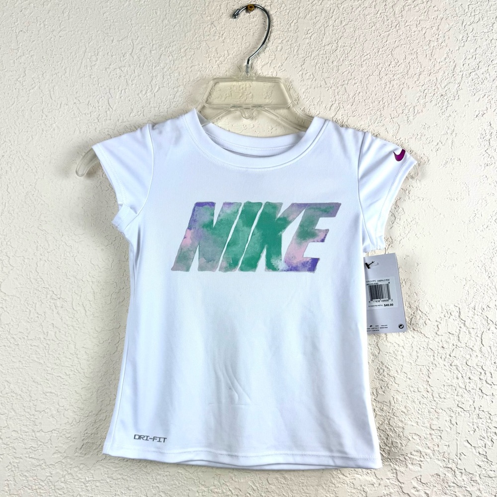 Nike Tee Girls 5-6 Yrs